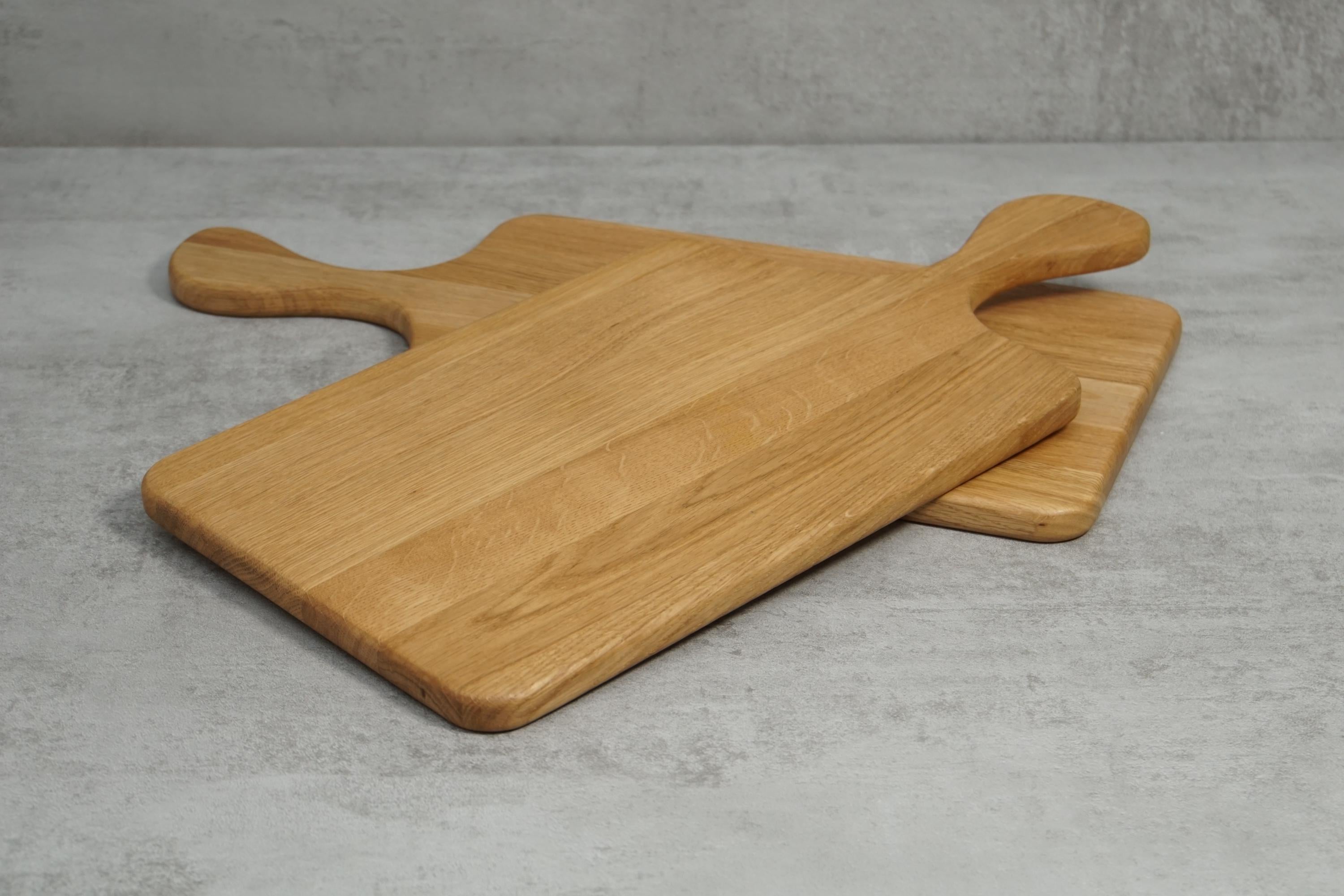 Solid Oak Sharing Board with Handle